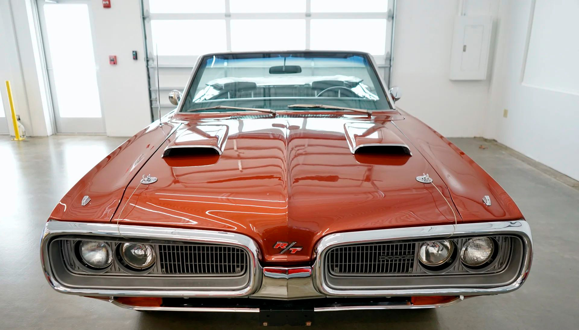 1970 Dodge Coronet - Image 8