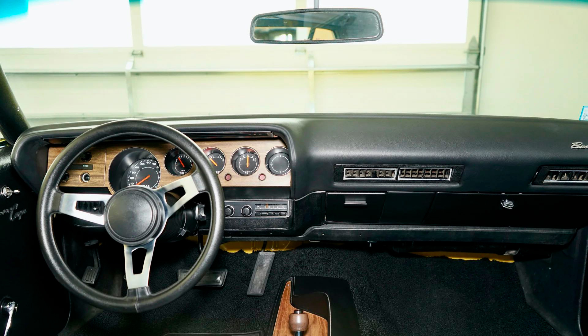 1970 Plymouth Barracuda - Image 15