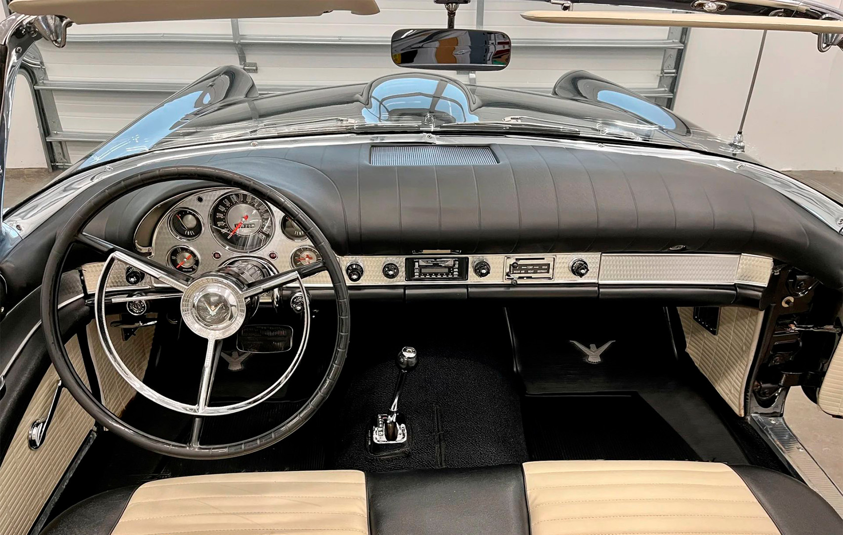 1957 Ford Thunderbird - Image 13