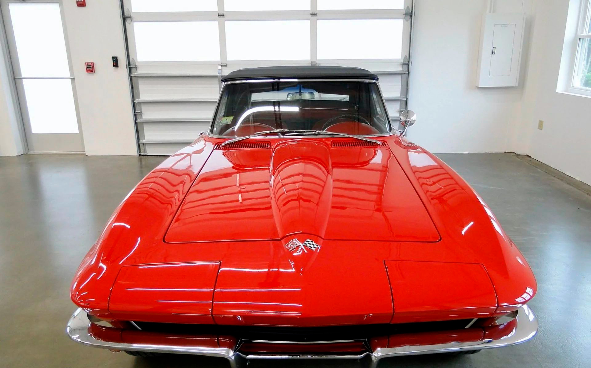 1965 Chevrolet Corvette - Image 9