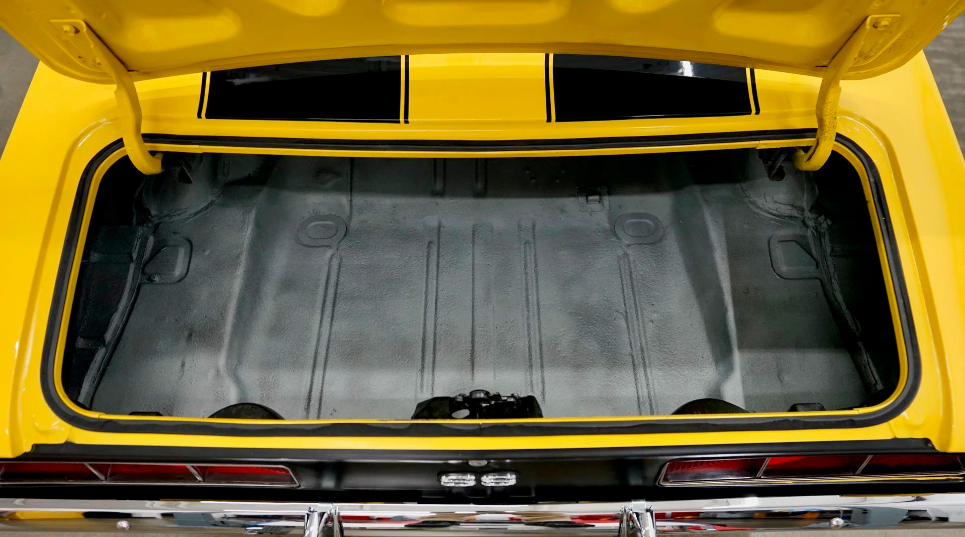 1969 Chevrolet Camaro RS SS - Image 13