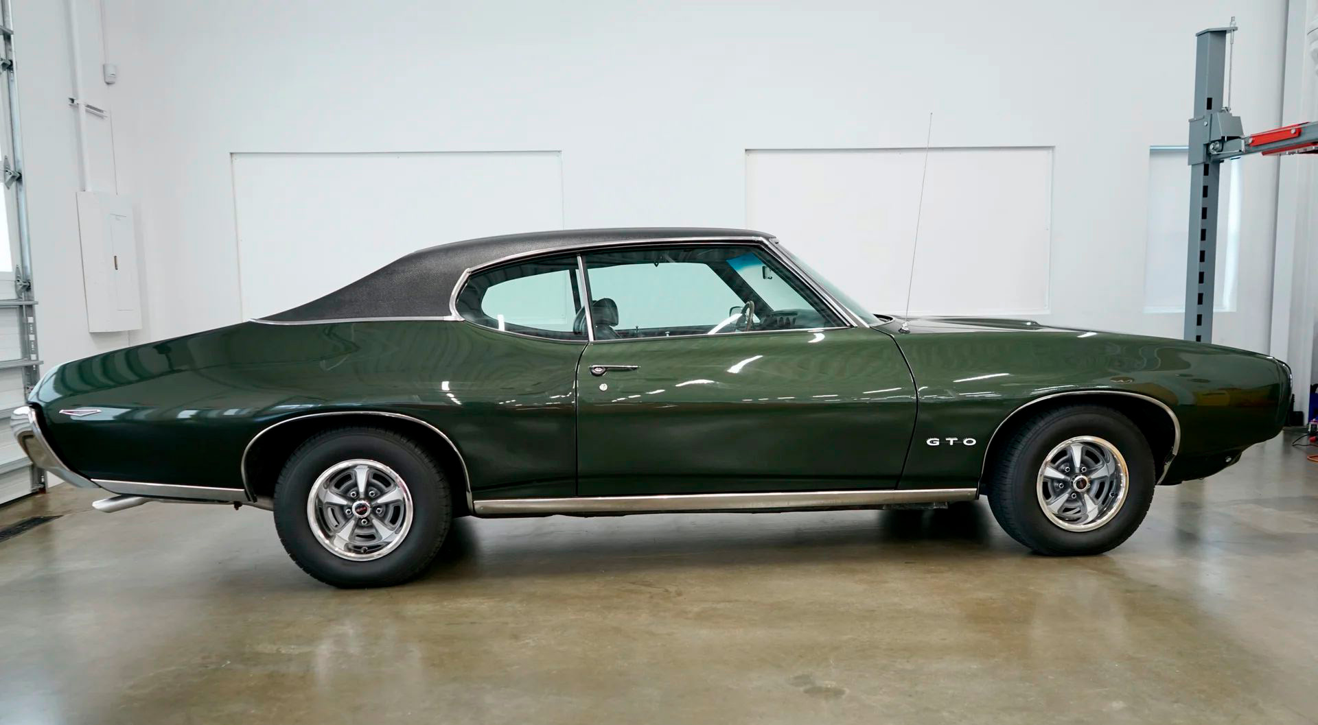 1969 Pontiac GTO - Image 8